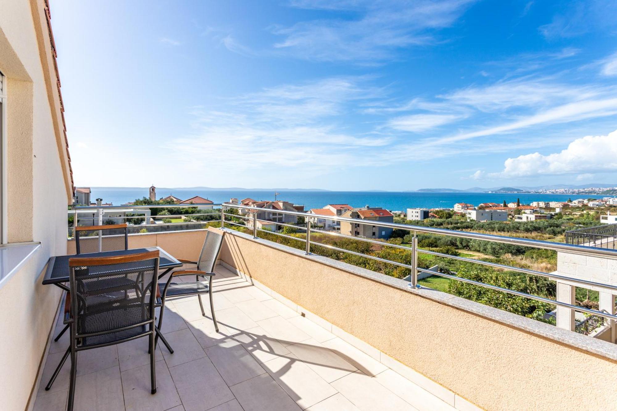 Villa Ana Perfect For Families With Kids And Groups,House With Heated Pool Podstrana Exterior foto